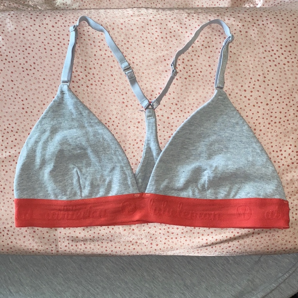 *donated* 🍋 Lululemon | Live Natural Bra II in Heathered Light Grey - Picture 2 of 9